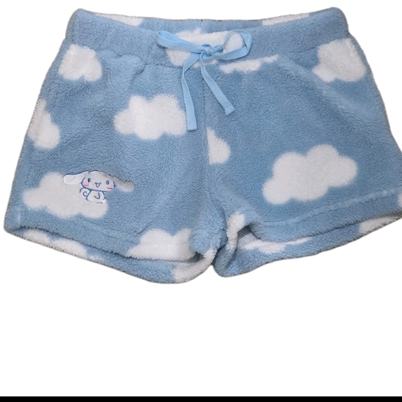 Cinnamoroll Cloud Fuzzy Lounge Set โ Size Medium - Picture 7 of 9
